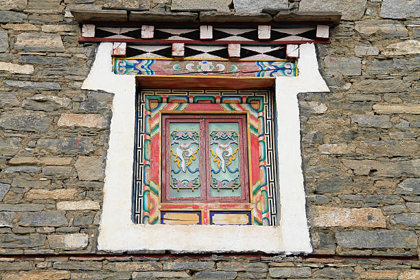 istock Stone  wall with beautiful barred window 179966137