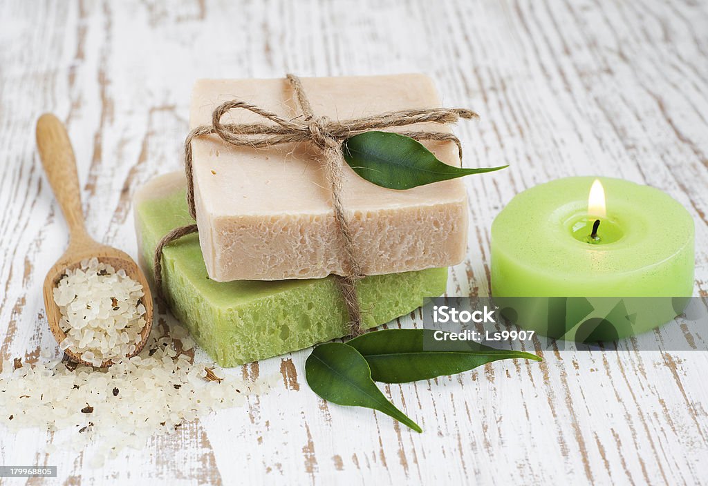 De hierbas naturales jabón - Foto de stock de Asistencia sanitaria y medicina libre de derechos