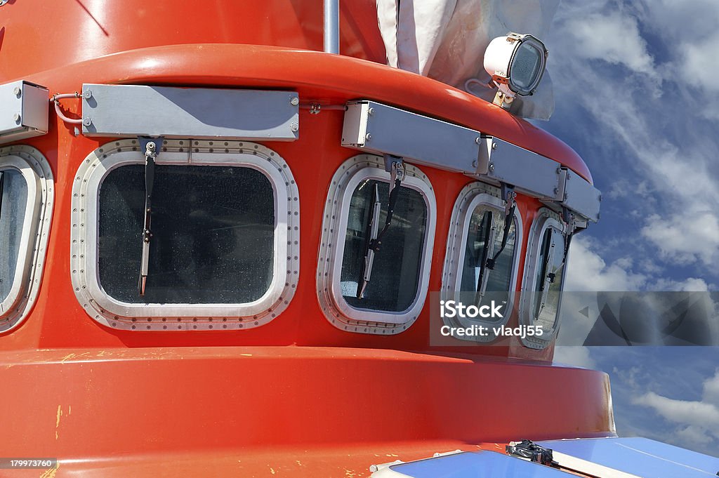 Blick auf die Kapitän-Brücke auf dem Schiff - Lizenzfrei Boje Stock-Foto