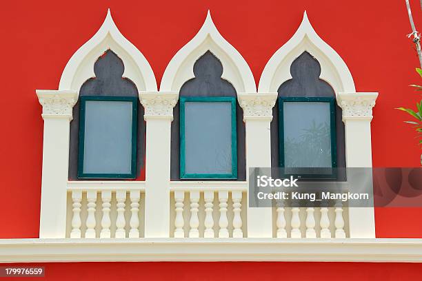 Фасад С Старые Итальянский Дом — стоковые фотографии и другие картинки Архитектура - Архитектура, Балкон, Балюстрада