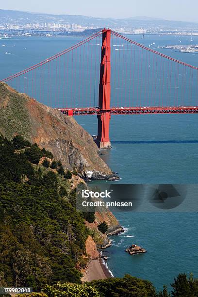 Golden Gate Bridge San Francisco Zatoka - zdjęcia stockowe i więcej obrazów Architektura - Architektura, Bez ludzi, Brzeg wody