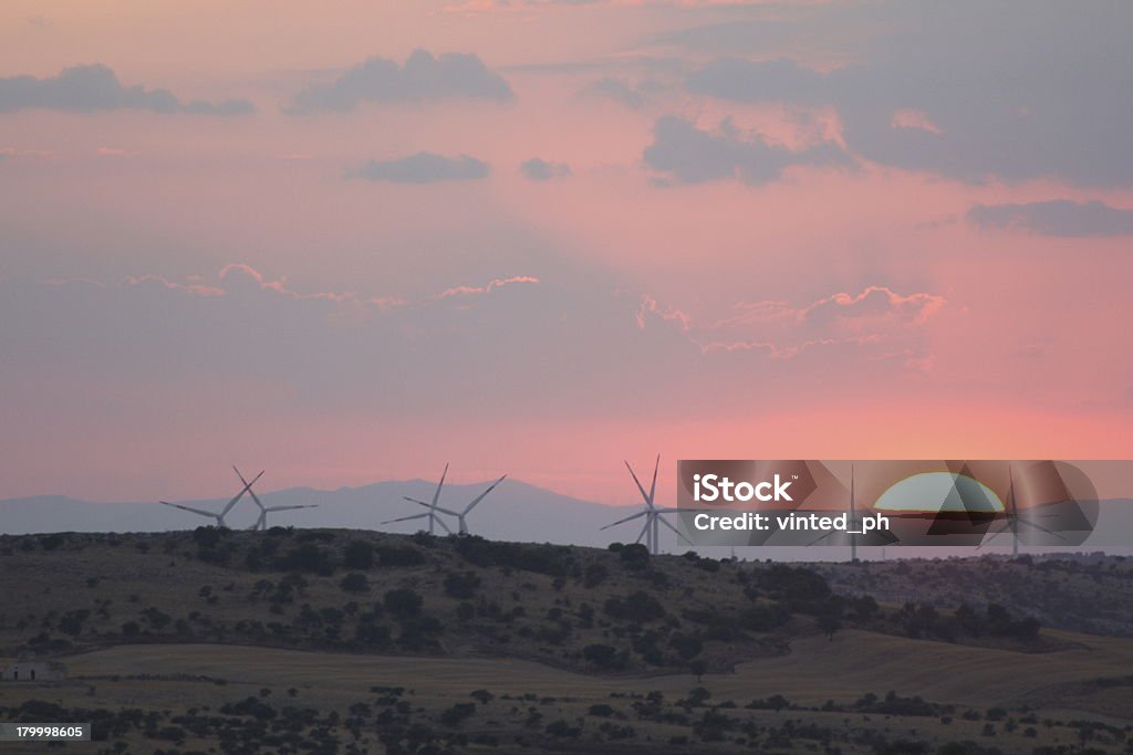 Fábrica de vento - Foto de stock de Contraluz royalty-free