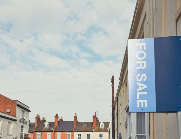 istock UK real estate market. 1800166240