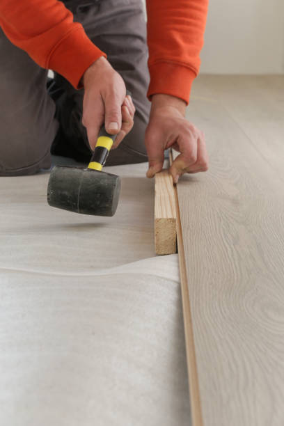 istock Step by step of laminate flooring installation 1800192924