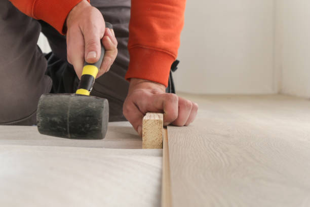 istock Step by step of laminate flooring installation 1800192927