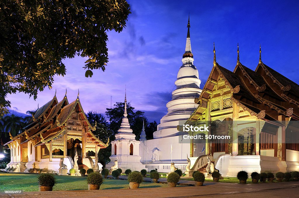 Tempio Phra Singh - Foto stock royalty-free di Provincia di Chiang Mai