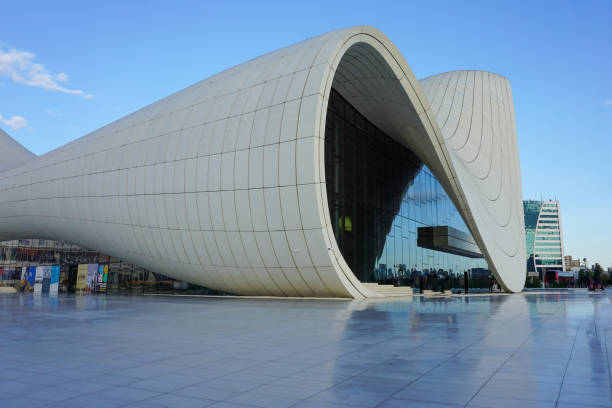 The Heydar Aliyev Center in baku, Azerbaijan October 10,2023:baku, Azerbaijan- The Heydar Aliyev Center is a renowned architectural masterpiece located in Baku, Azerbaijan. Designed by the renowned Iraqi-British architect Zaha Hadid baku national park stock pictures, royalty-free photos & images