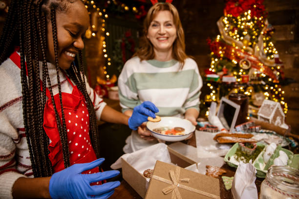 istock Christmas cookies for delivery 1800796800