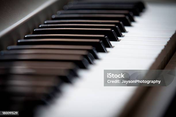 Foto de Piano Digital e mais fotos de stock de Acorde - Acorde, Antigo, Aprender