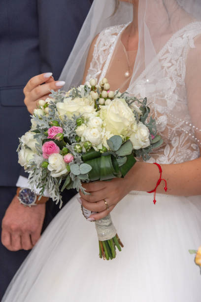 istock Bridal bouquet model of 2024 1800996532