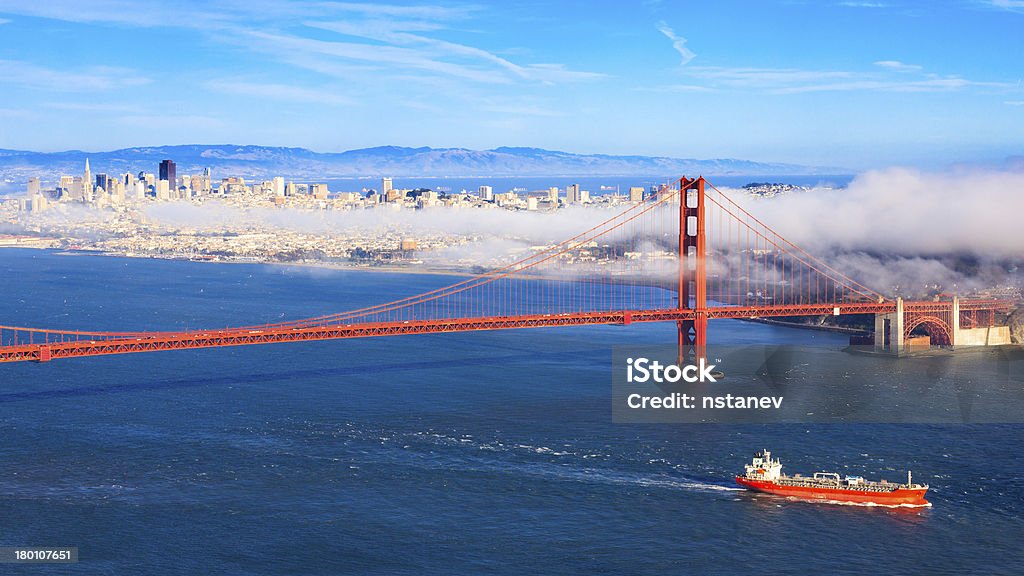 Brouillard de San Francisco - Photo de Architecture libre de droits