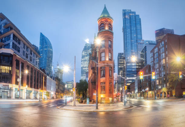 istock Toronto Skyline - The Gooderham Building 1801250104