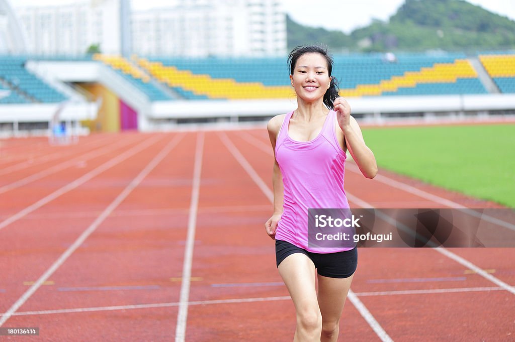 Asiatische Frau Läufer laufen - Lizenzfrei Abnehmen Stock-Foto