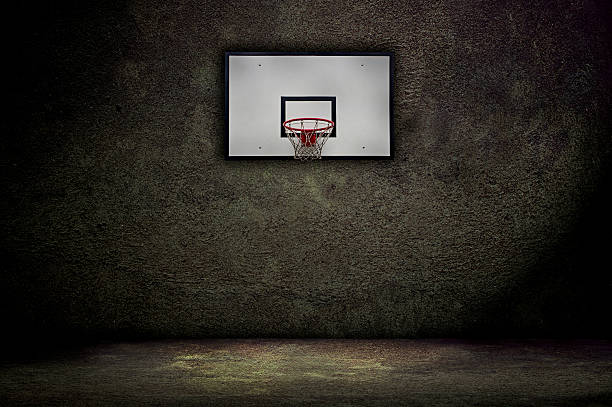 Basketball hoop Basketball hoop on empty outdoor court asphalt basketball court stock pictures, royalty-free photos & images