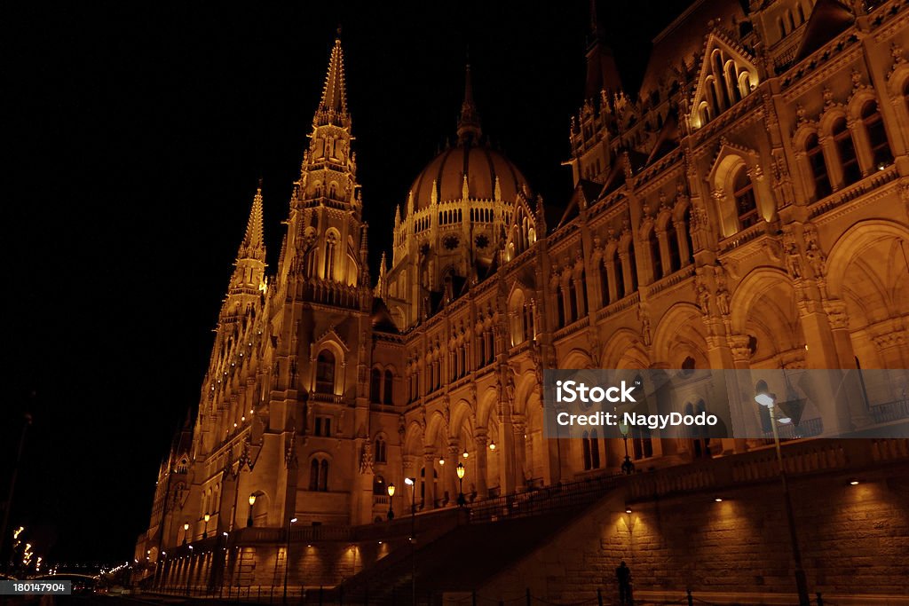 Palazzo del Parlamento di Budapest (dettaglio) - Foto stock royalty-free di Architettura