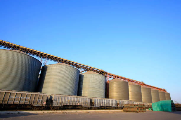 istock metal Tubular warehouse in bulk cargo terminal 1801498519