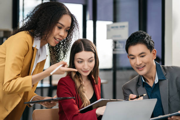 istock Business meeting time.  account managers crew working with new startup project. Idea presentation, analyze plans. 1801846743
