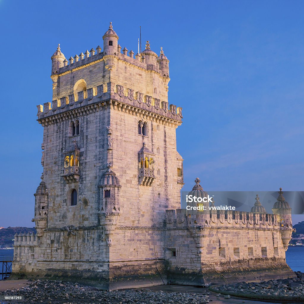 Torre de Belém ao pôr-do-sol - Foto de stock de Antigo royalty-free