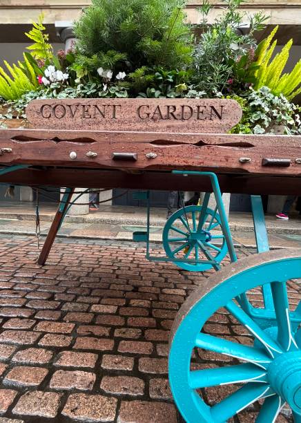 istock Covent Garden London 1801881403