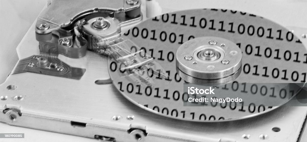 Parti interne di un disco rigido del computer - Foto stock royalty-free di Affari