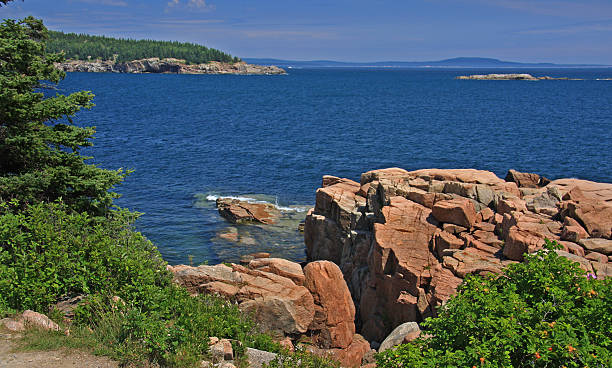 istock Senic Overlook -Acadia National Park, Maine 180221268