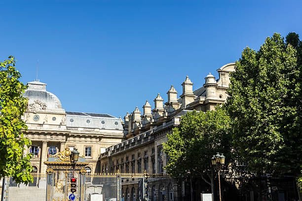 istock Tribunal de Grande Instance, Boulevard du Palais, Paris, France 180223399