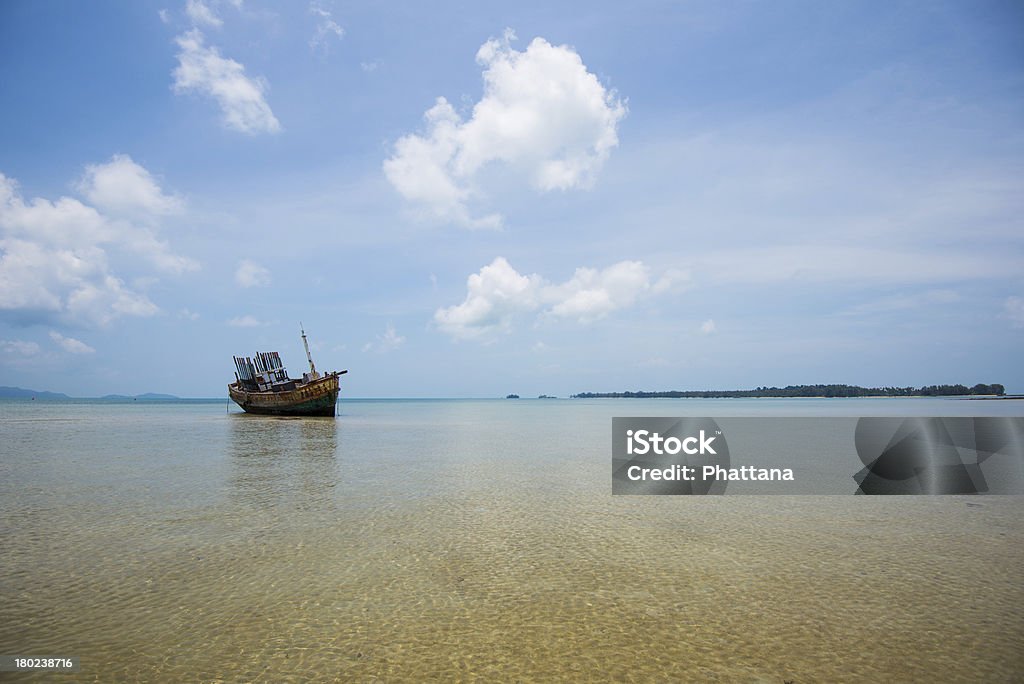 Velho barco park, Tailândia em Koh MakEthiopian weekday 3-ShortDayName - Royalty-free Antigo Foto de stock