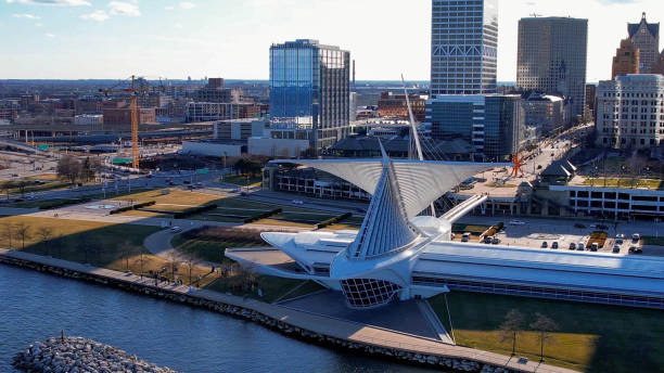 istock Milwaukee's Lakeside Sunset Magic Skyscrapers 1802524970