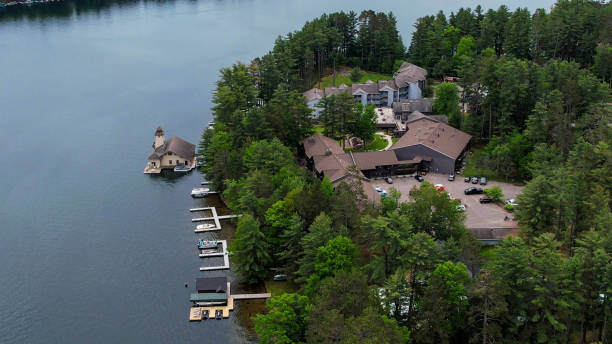 istock Hidden Gems: Minocqua Lake's Secret Coves 1802526047