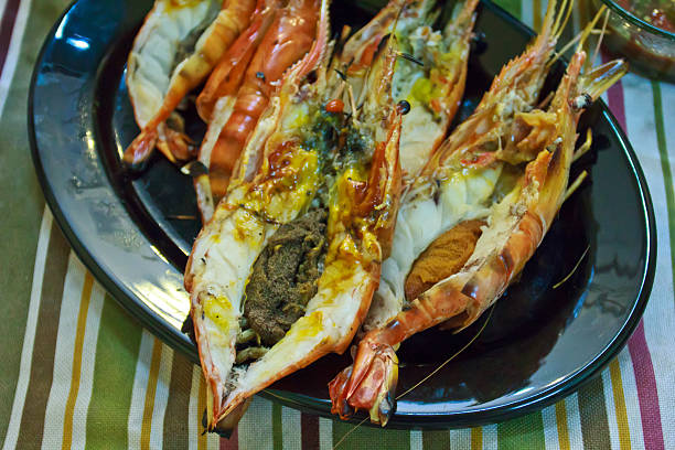 istock Grill prawns over hot charcoal 6 180255548