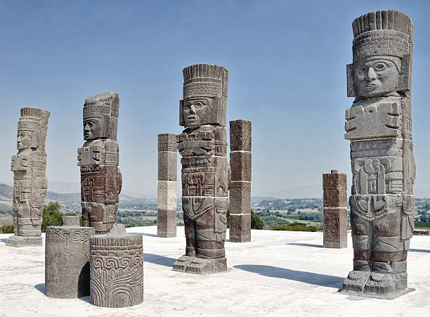 istock Tolteca Statue in Tula, Mexico 180255956