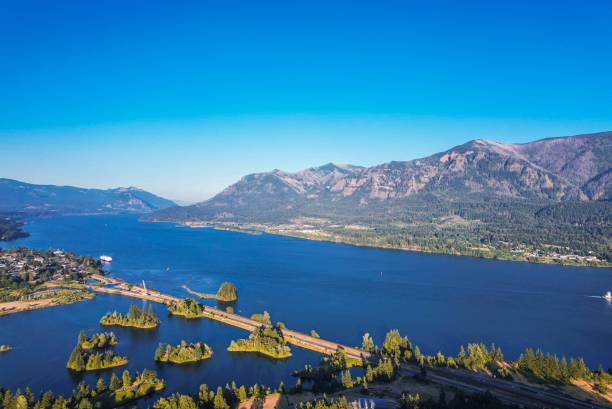 istock Awe-Inspiring Views from Columbia River Overlook 1802630868