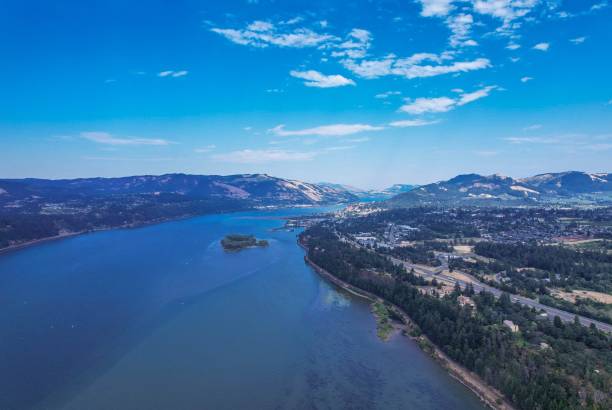 istock Exploring Nature's Beauty in Columbia River Gorge 1802631960