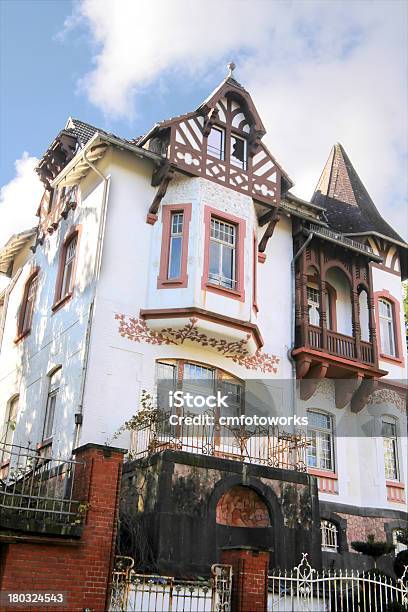 Jugendstil Haus Im Wohngebiet Stockfoto und mehr Bilder von Villa - Villa, Deutschland, Hessen - Deutschland