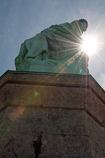 istock Statue of Liberty 180338140