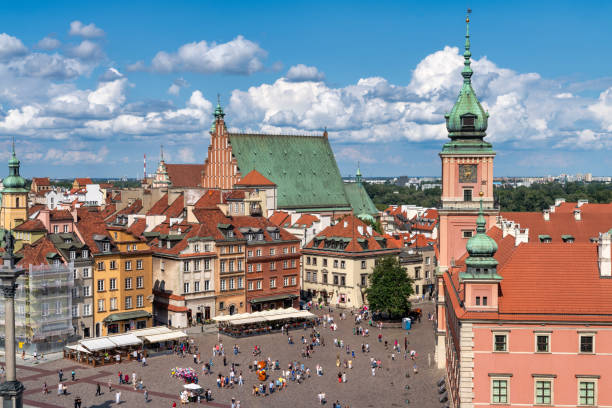 istock Old Town Warsaw 1803381719