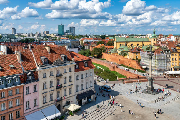 istock Old Town Warsaw 1803389550