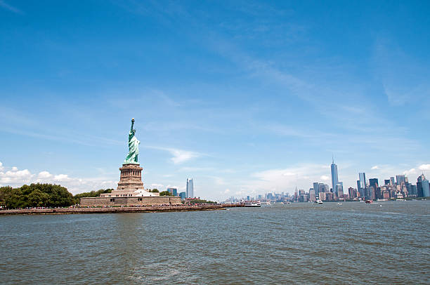 istock Statue of Liberty 180339691