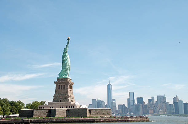 istock Statue of Liberty 180359249