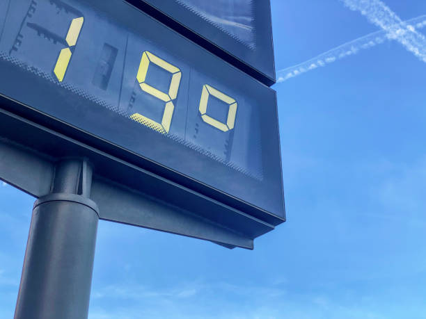 istock 19 degrees celsius in the city 1803901245