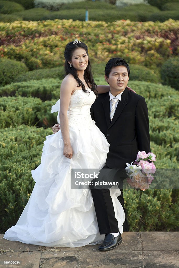Giovane coppia al matrimonio - Foto stock royalty-free di Adolescente