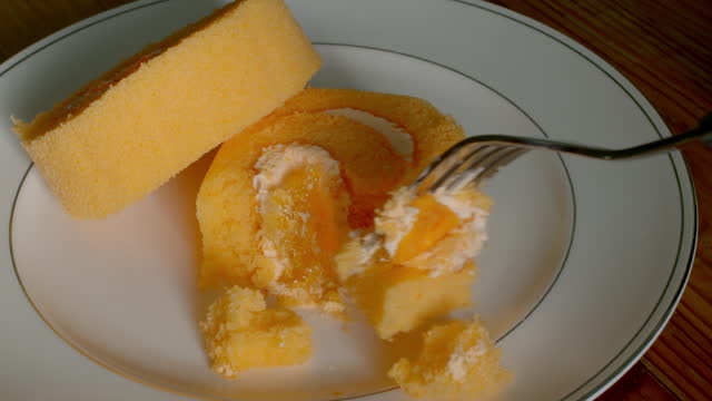 Orange cake roll