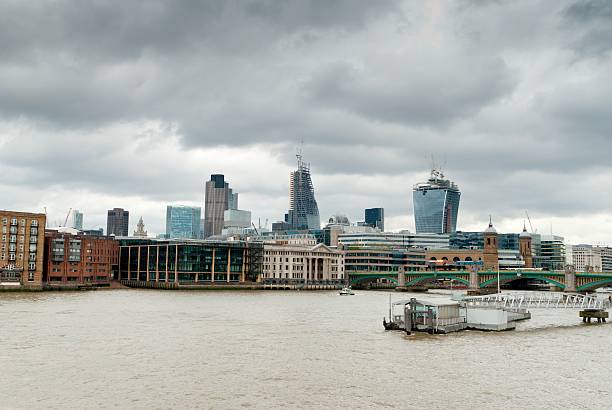 istock London Southwark bridge 180406750