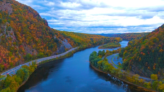 Delaware River flowing between two mountains at the Delaware Water Gap