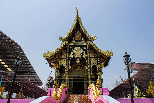 istock Ubosot in Wat maetakai 180430512