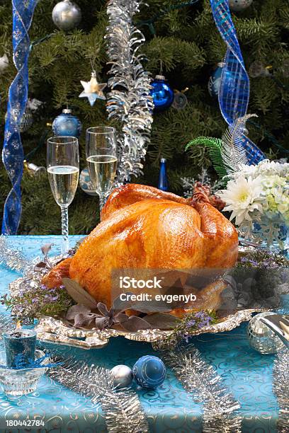 Gebratener Truthahn Für Weiße Weihnacht Stockfoto und mehr Bilder von Gebratener Truthahn - Gebratener Truthahn, Weihnachten, Blau