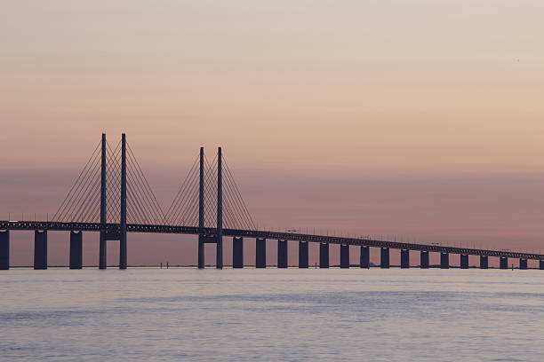 istock Oresund Bridge - Sweden 180451796