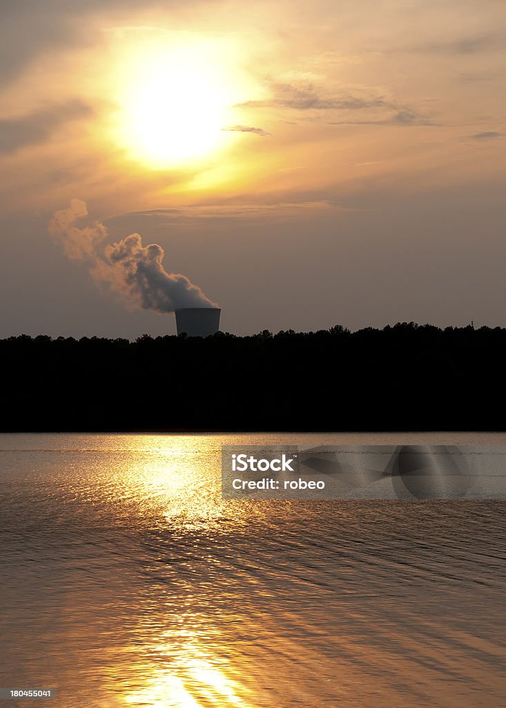 Nuclear atardecer de - Foto de stock de Aire libre libre de derechos