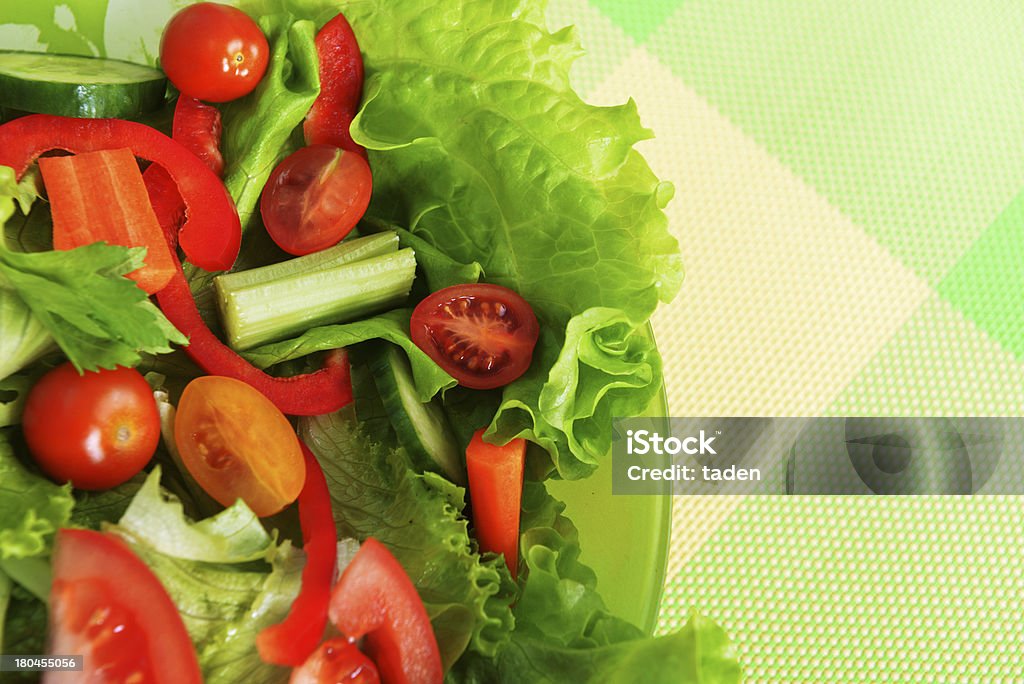 Salat mit Gemüse - Lizenzfrei Blatt - Pflanzenbestandteile Stock-Foto