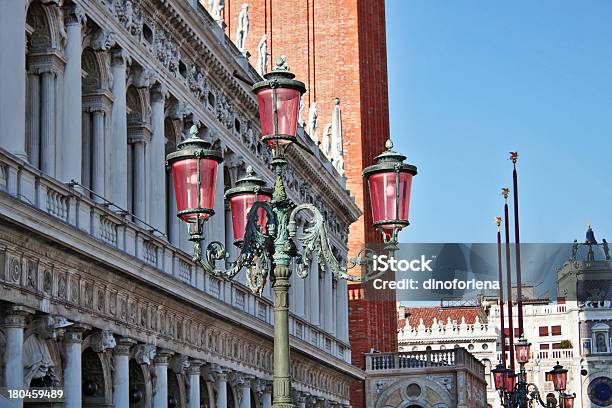 Luzes De Rua Em Veneza - Fotografias de stock e mais imagens de Antigo - Antigo, Ao Ar Livre, Arcaico